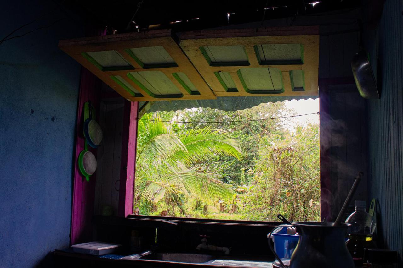 ホテル Hostal Bahia Solano Herping El Valle  エクステリア 写真